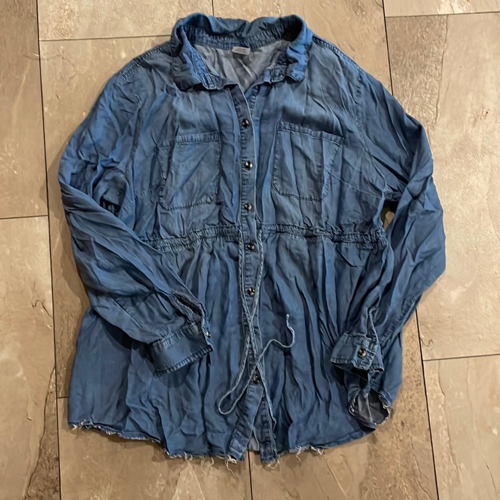 Jean Cinch waist maternity jacket